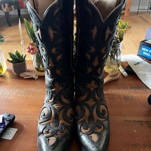 Ariat navy and red snip toe